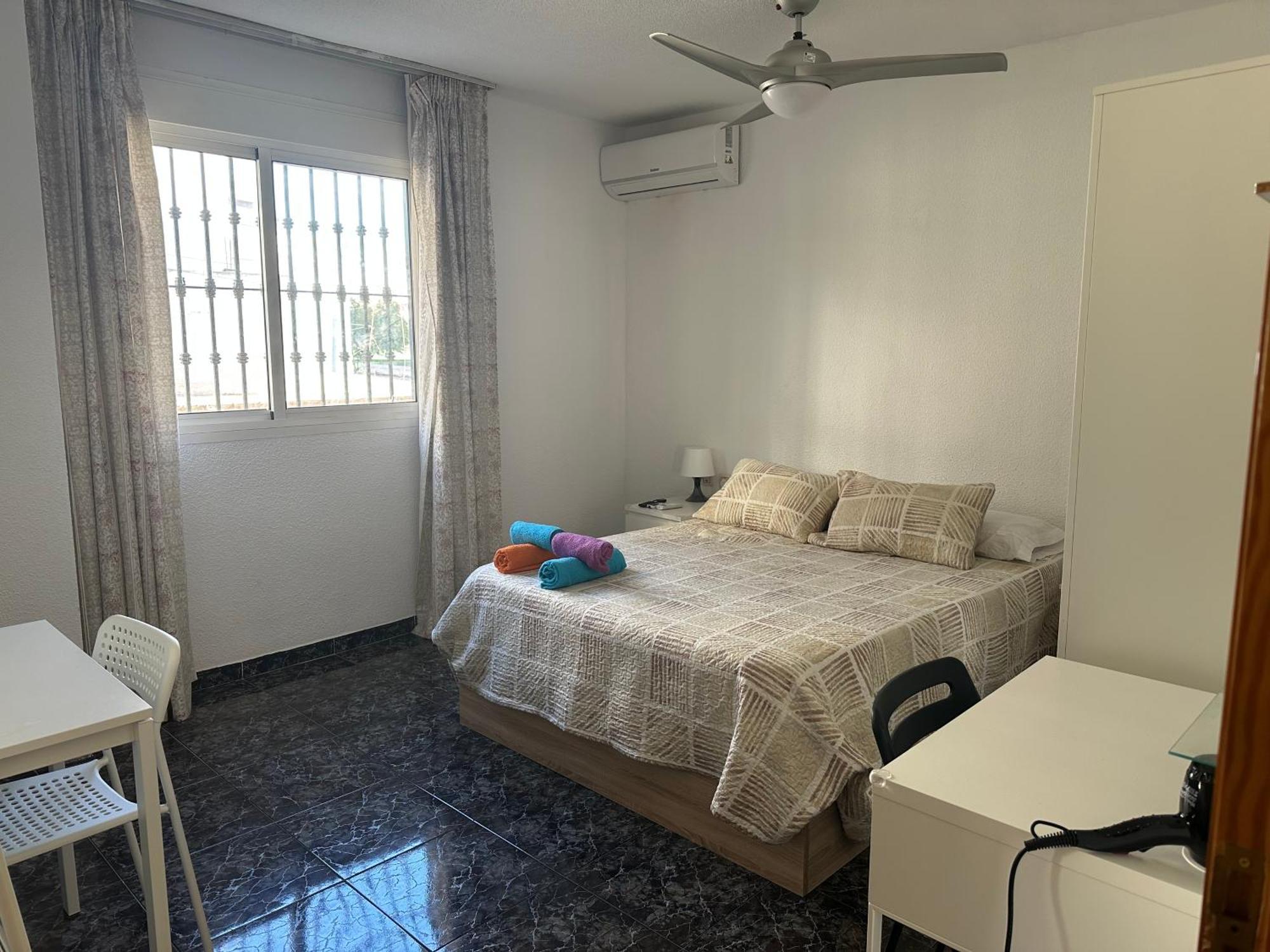 Centro Privada En Compartido Séjour chez l'habitant Almería